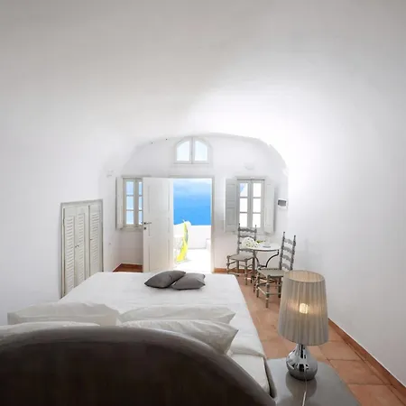 Elegant Santorini House Villa Horizon Caldera View-Outdoor Hot Tub Oia